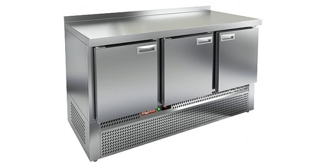 Стол морозильный с бортом Hicold GNE 111/BT